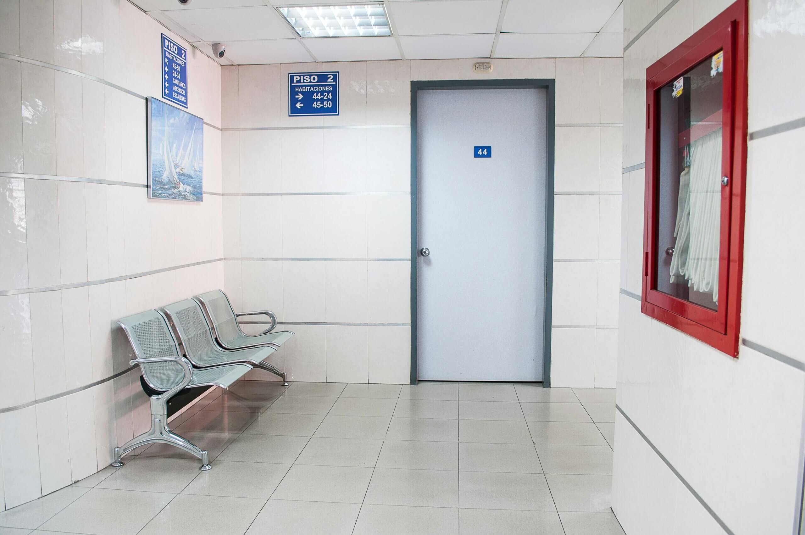 Featured image for “<strong>Optimización de la comunicación en clínicas, hospitales y centros médicos con Telefonía IP y Central Telefónica en la Nube de Anura</strong>”